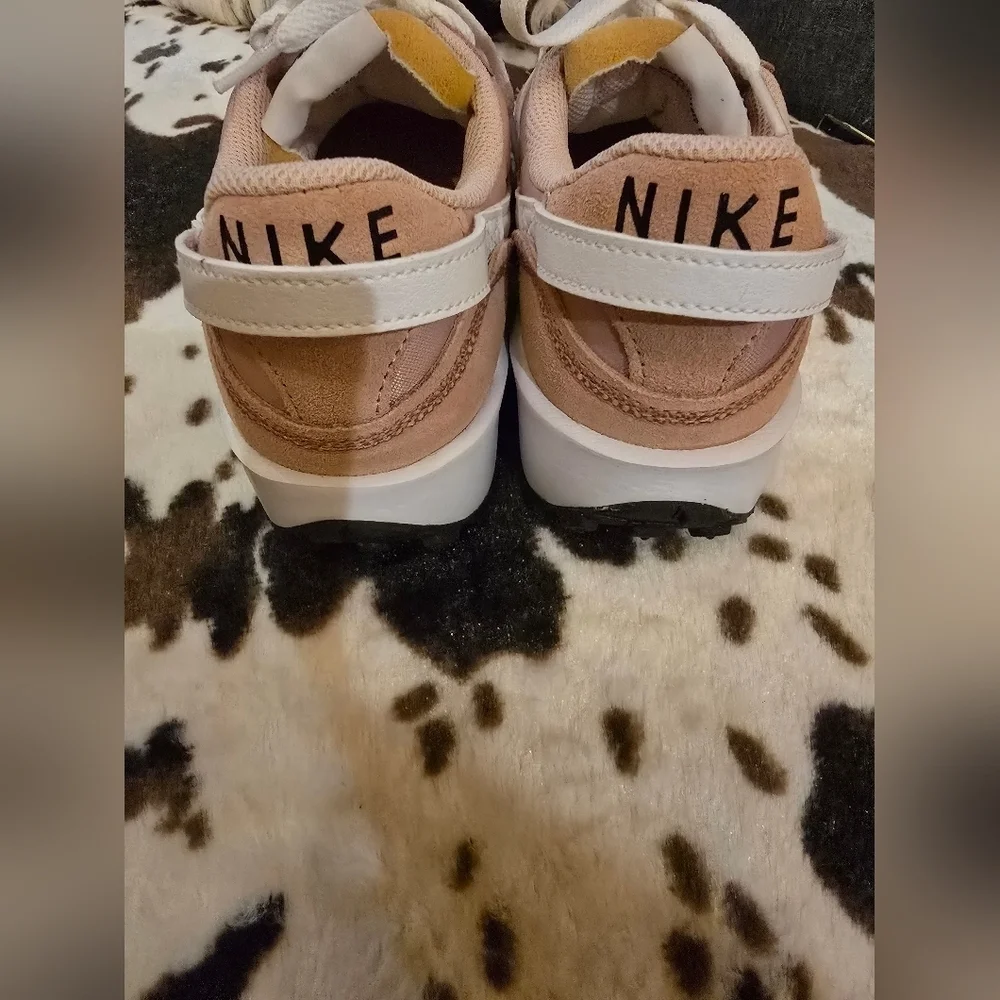 NikeWaffle Debut  Pink and White Sneakers with Suede Upper